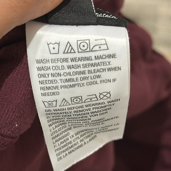 Women with control Plus size Black/Purple Floral print Leggings (2X) - Picture 5 of 7